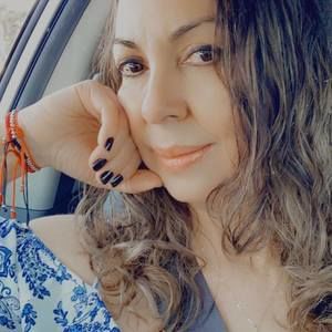 Meet your Posher, Mariluz